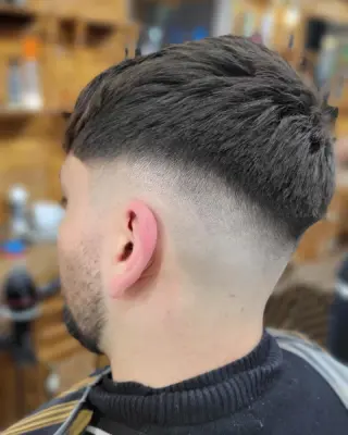 Instagram post from sherostyle_friseur. This post is in position 6.
